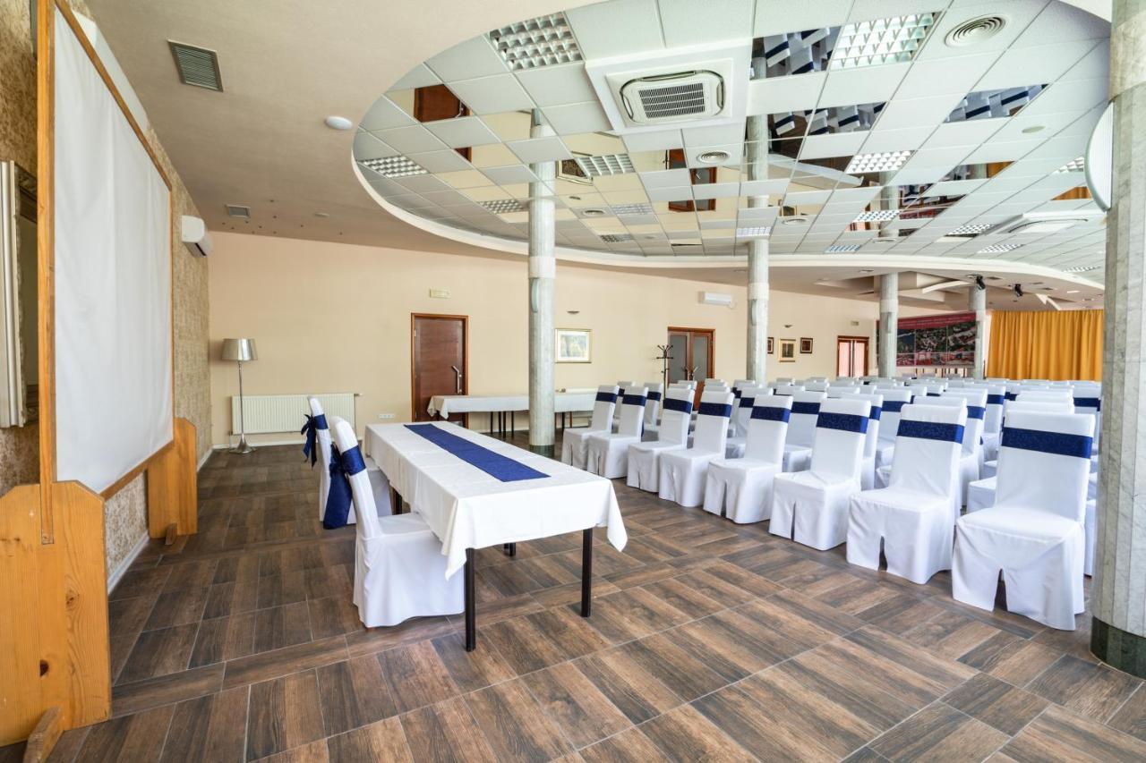 Park Hotel Bihać Extérieur photo
