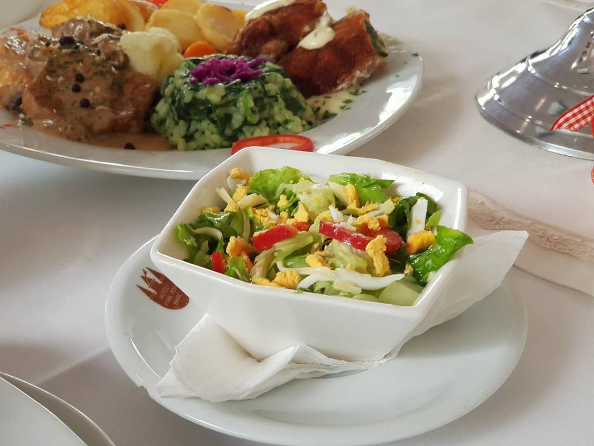 Park Hotel Bihać Extérieur photo