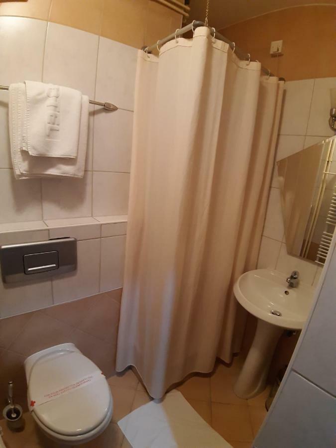 Park Hotel Bihać Extérieur photo